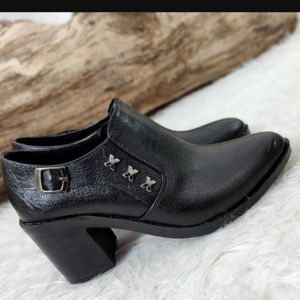 خرید انلاین کفش مجلسی اداری زنانه پاشنه 7س پاخور بی نظیر