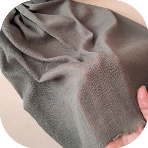 قیمت ارزان شال پلیسه منگوله دار ساده کد 118