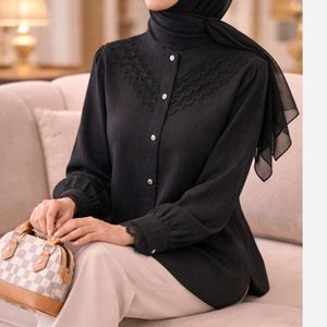 خرید انلاین شومیز مزونی رزا مشکی