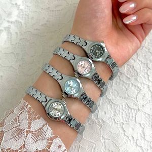 ساعت مچی زنانه فندق