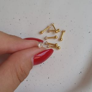 پیرسینگ گوش رنگ ثابت