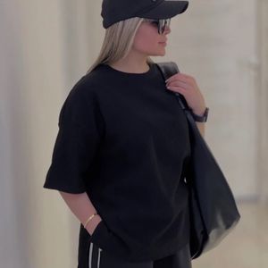 قیمت تیشرت زنانه مشکی بغل چاکدار طرح زارا