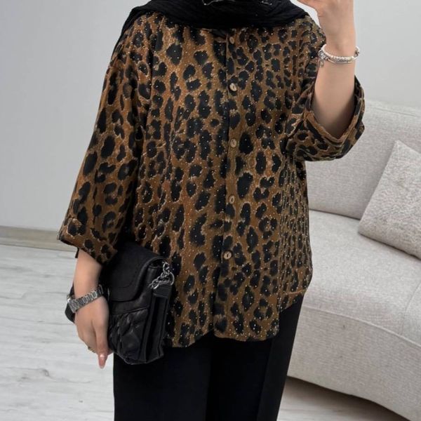 شومیز نگین دار