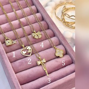 خرید اینترنتی گردنبند ونکلیف رنگ ثابت