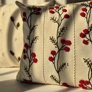 کاور کوسن گل قرمز