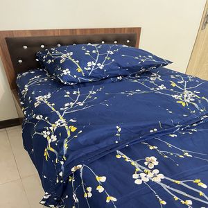 خرید اینترنتی قیمت سرویس کاور لحاف و روتختی کشدار طرح زنبق یکنفره سه تکه