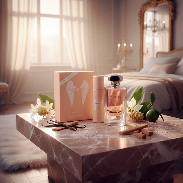 عطر ادکلن زنانه پاکو رابان المپیا فراگرنس ورد مدل افیلیا با اسپری هدیه