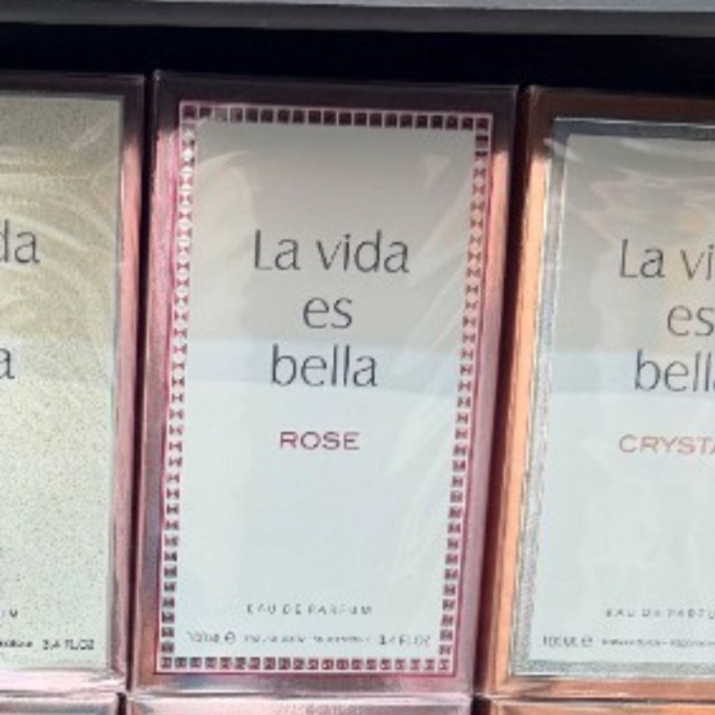 خرید انلاین ادکلن لا ویدا اس بلا رزla vida es bella rose “لانکو لا وی است بله رز100میل