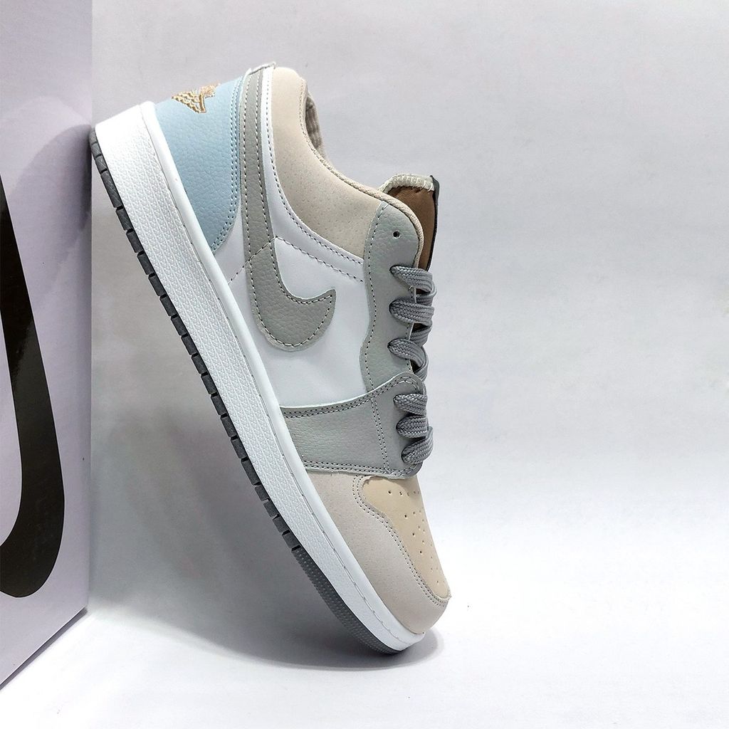 قیمت کتانی نایک جردن وان پاریس Nike Jordan one