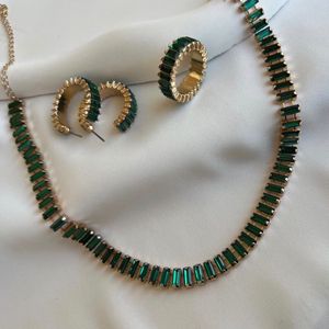 ست تنیسی سبز زمردی