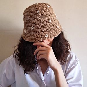 خرید انلاین کلاه صدف دار رافیا
