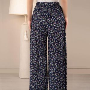 مشخصات شلوار راحتی پلیسه p