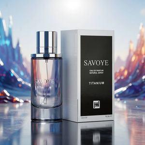 عطر ادکلن مردانه دیور ساواج تیتانیوم جانوین جکوینز مدل ساووی تیتانیوم