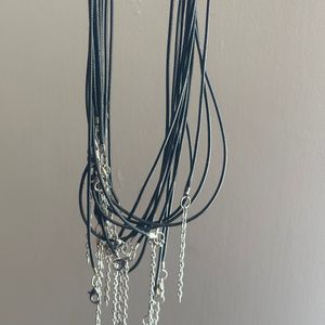 گردنبند چرم با قفل استیل