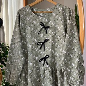 شومیز جلو بسته گلدار ارا