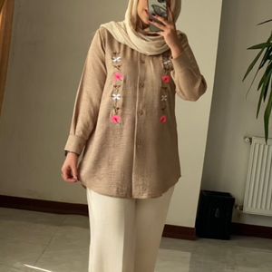 قیمت ارزان مانتو گلدوزی نگین ارا