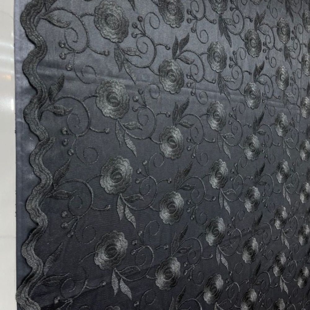 فروش اینترنتی پارچه تور جدید 1405 حاشیه دار 1
