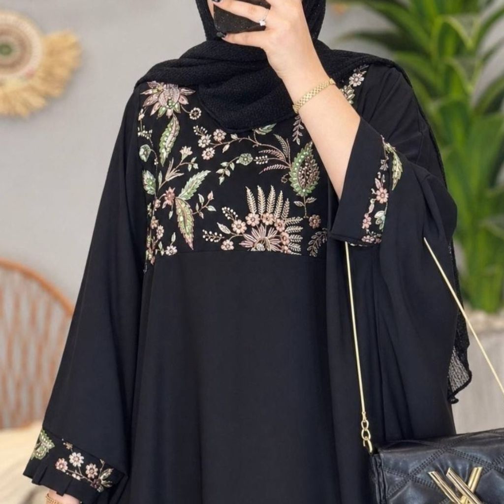 خرید آنلاین عبایی آریا دخت