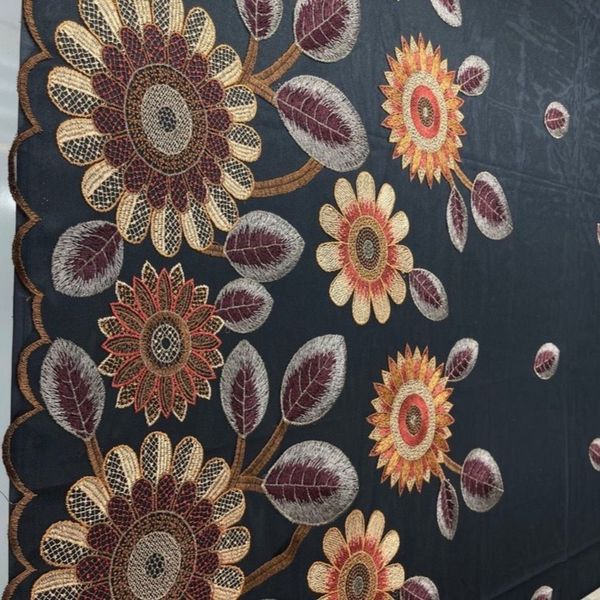 پارچه تور جدید 1405 حاشیه دار 6