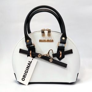 خرید انلاین کیف زنانه دستی طرح میومیو MiuMiu