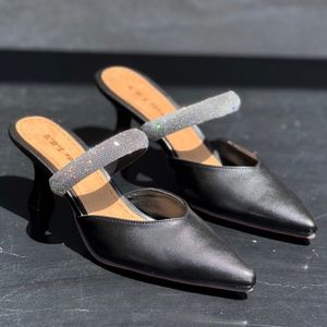 خرید اینترنتی کفش پاشنه نگینی ایزابل کد 2328