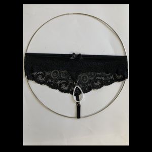 فروش اینترنتی شورت زنانه مرواریدی گیپوری