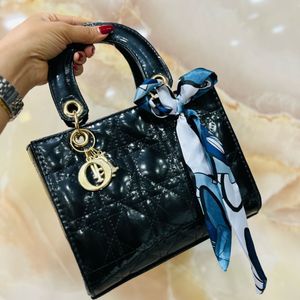 خرید انلاین کیف دستی مدل دیور