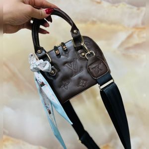 قیمت ارزان کیف دستی و دوشی لویی