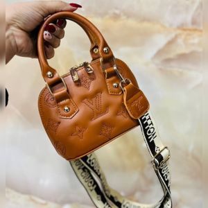 خرید اینترنتی کیف دستی و دوشی لویی