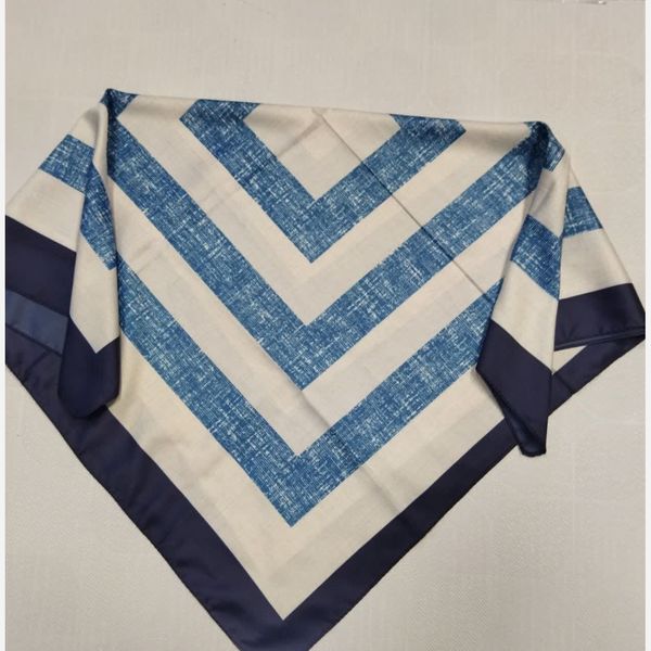  روسری یا مینی اسکارف ساتن قواره 90 