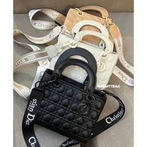 کیف زنانه وارداتی دیور