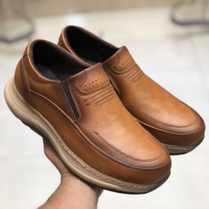 کفش چرم مردانه مدل رونیکس عسلی