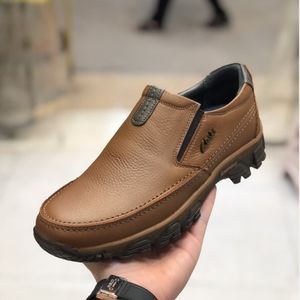 خرید اینترنتی قیمت کفش چرم مردانه ترمو مدل کلاس پا عسلی
