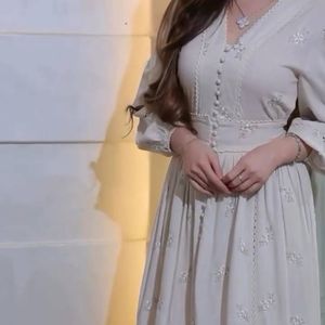 خرید اینترنتی مانتو ساحلی لنین خامه دوزی