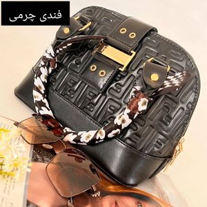 کیف هلالی طرح مارک متریال وارداتی