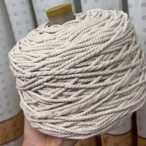500گرم نخ پنبه مکرومه شیری