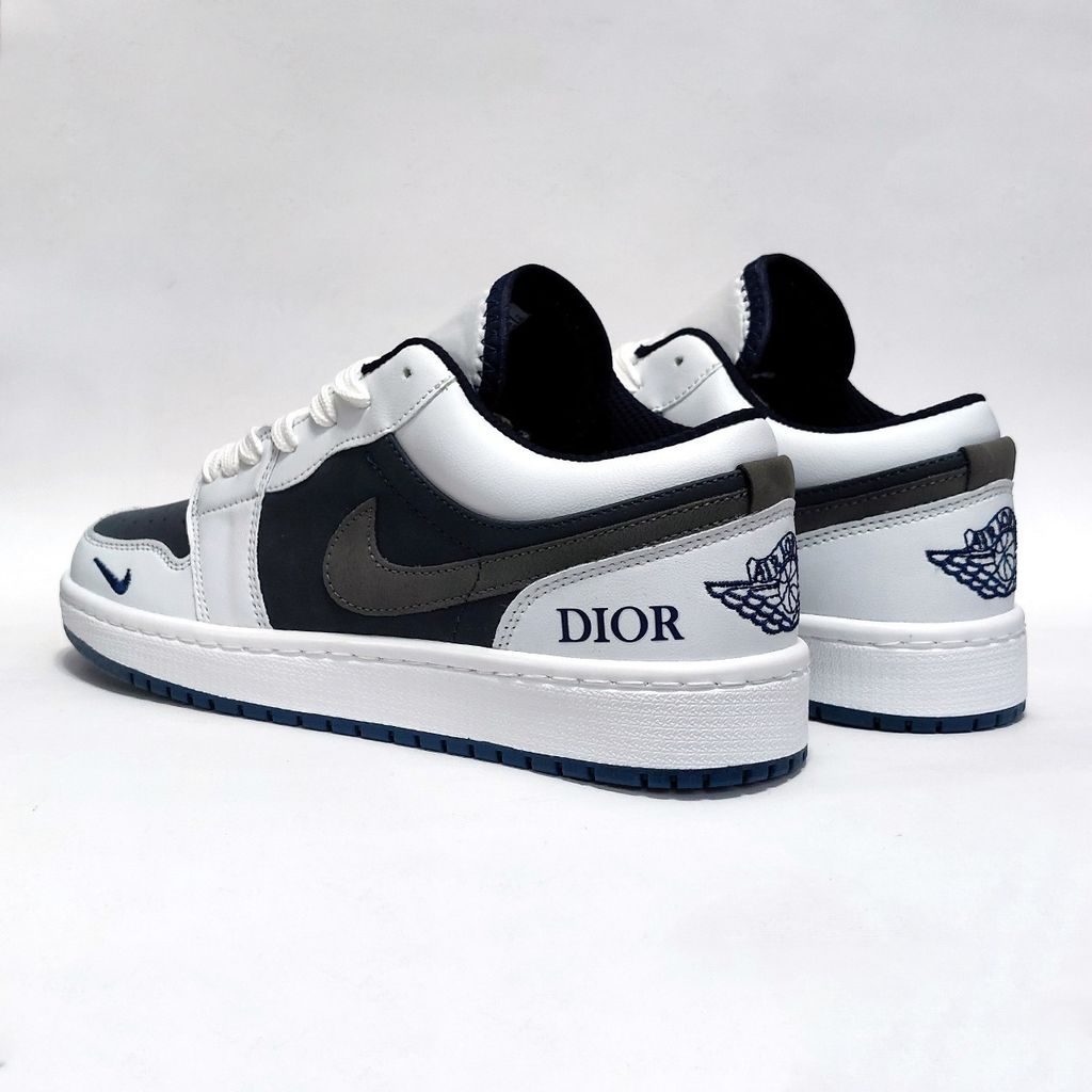 خرید آنلاین کتانی نایک جردن وان کاستوم طرح دیور Nike Jordan Dior