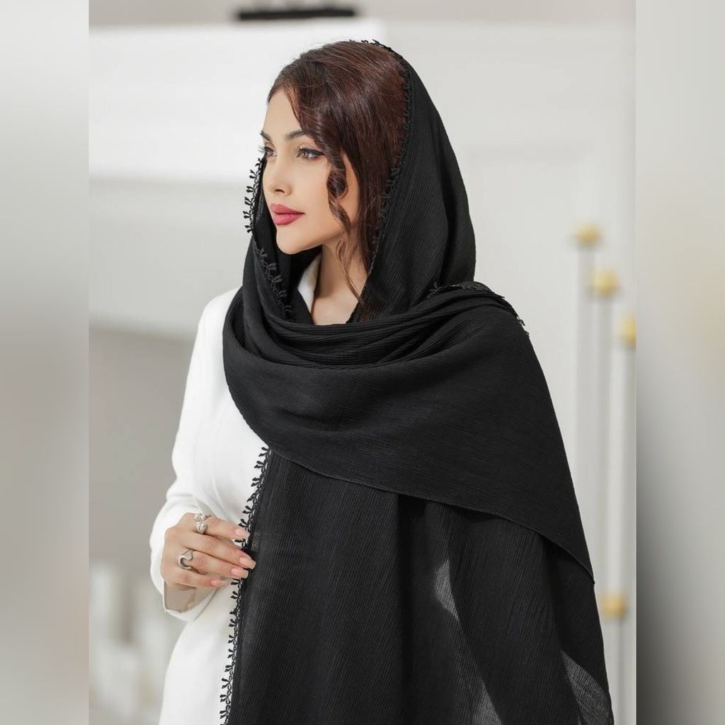 مشخصات شال مشکی دوردانتل