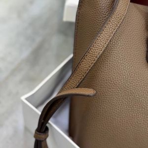 خرید اینترنتی کیف زنانه کوچ