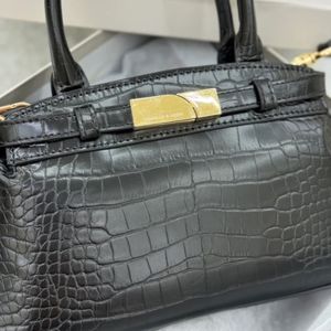 مشخصات کیف زنانه چارلز اند کیت