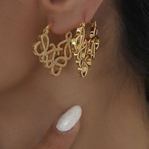 گوشواره نگین دار
