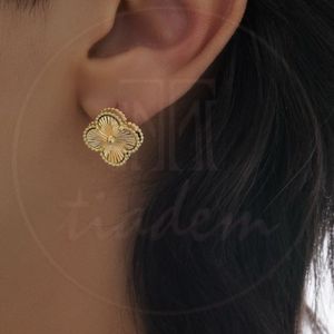 گوشواره ونکلیف طلایی