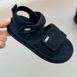 صندل بچگانه طرح miu نگینی از K-Z کد 5022306