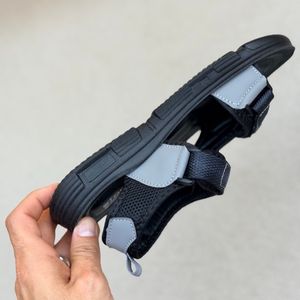 خرید اینترنتی قیمت صندل بچگانه طرح فشن از توباکو کد 5022901