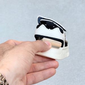 خرید اینترنتی قیمت صندل بچگانه طرح کروم از توباکو کد 5023003