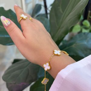 خرید انلاین دستبند ونکلیف رنگ ثابت