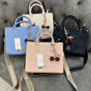 خرید آنلاین کیف زنانه کوچ های کپی وارداتی