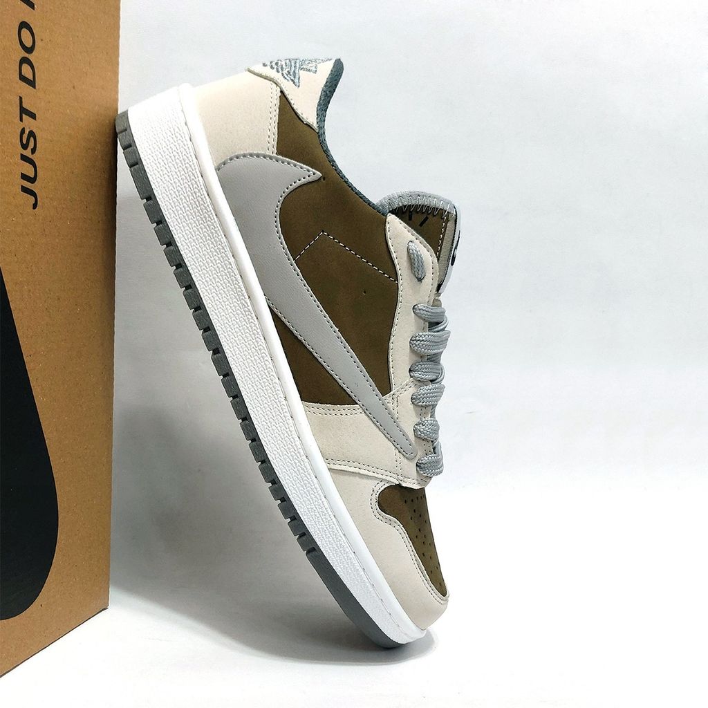 خرید انلاین کتانی نایک جردن ترویس اسکات Nike Travis Scott کرم قهوه ای