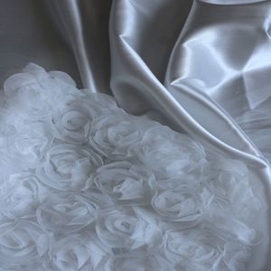 خرید اینترنتی قیمت پارچه دانتل رز رباندوزی 1274