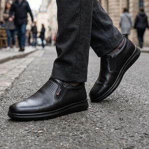 خرید اینترنتی قیمت کفش چرم مردانه بی بند مدل کرینگر مشکی